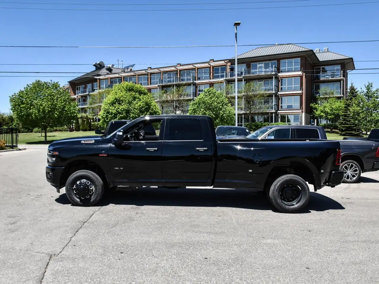 RAM 3500 снимка RAM 3500