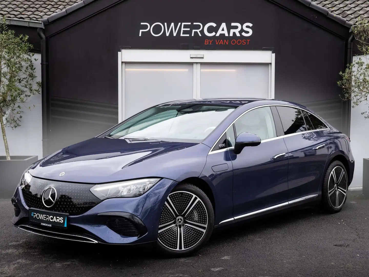 Mercedes-Benz EQE 350 4Matic Exclusive  Airmatic  Distronic  Memory Bleu - 1