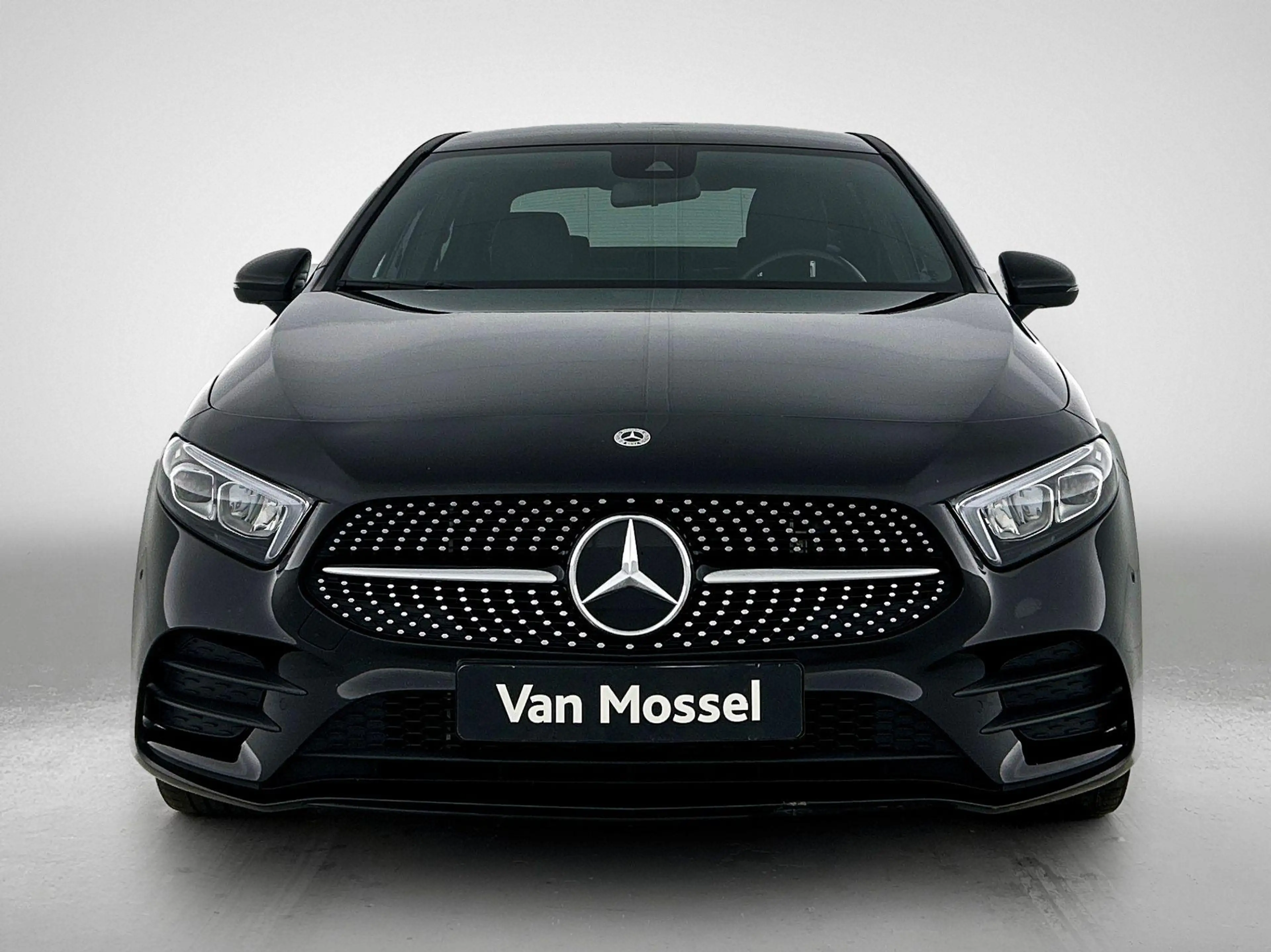 Mercedes-Benz A 250 e AMG Line | SOH 97,4% | AUTOMAAT | NAVIGATIE | ST — photo 5