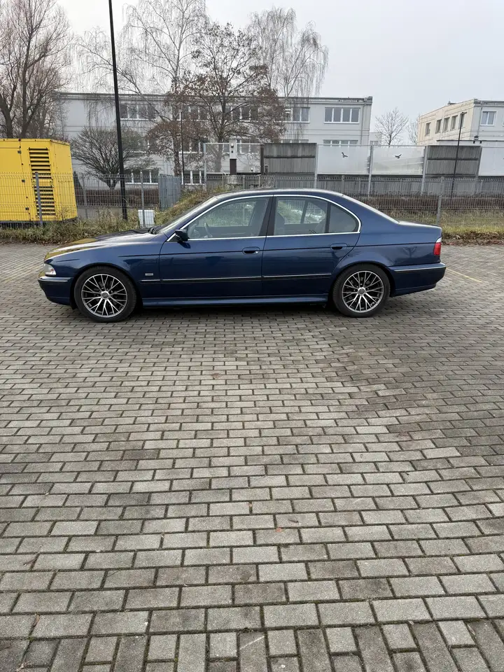 BMW 528i, foto 3