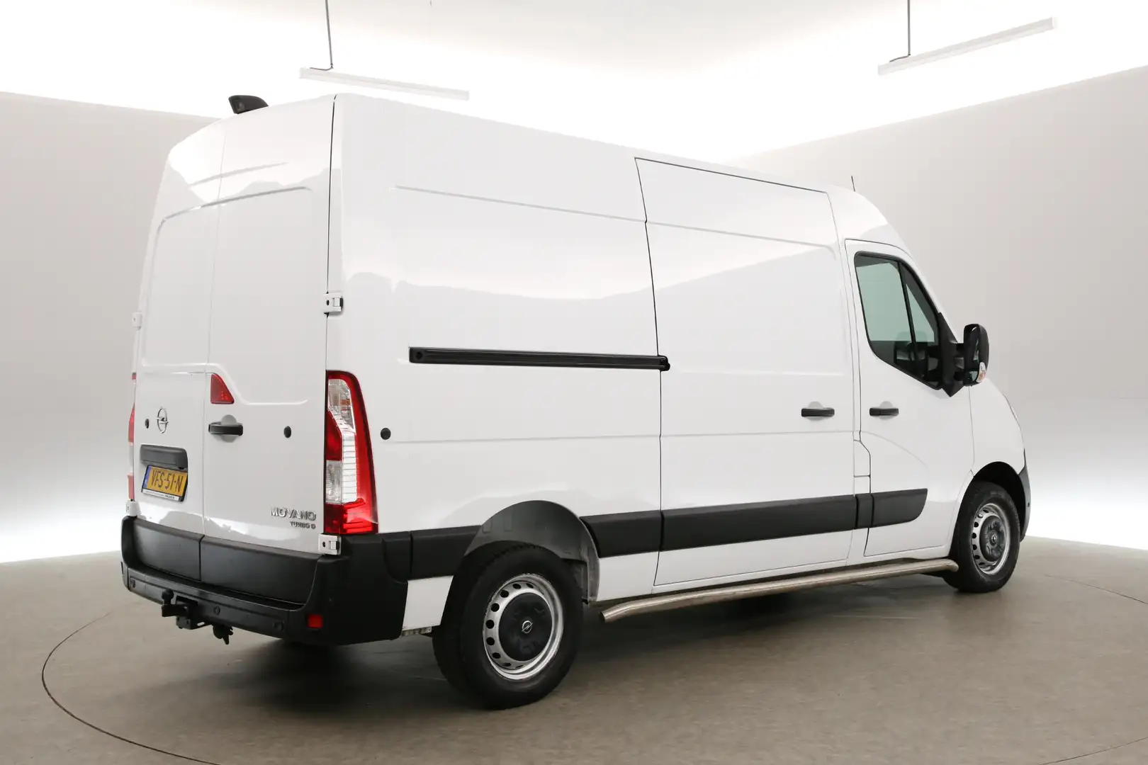Opel Movano 2.3 Turbo L2H2 Airco Cruise Camera Carplay LED 3 P Wit - 2