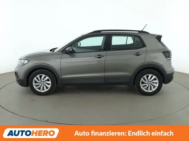 Volkswagen T-Cross view 3