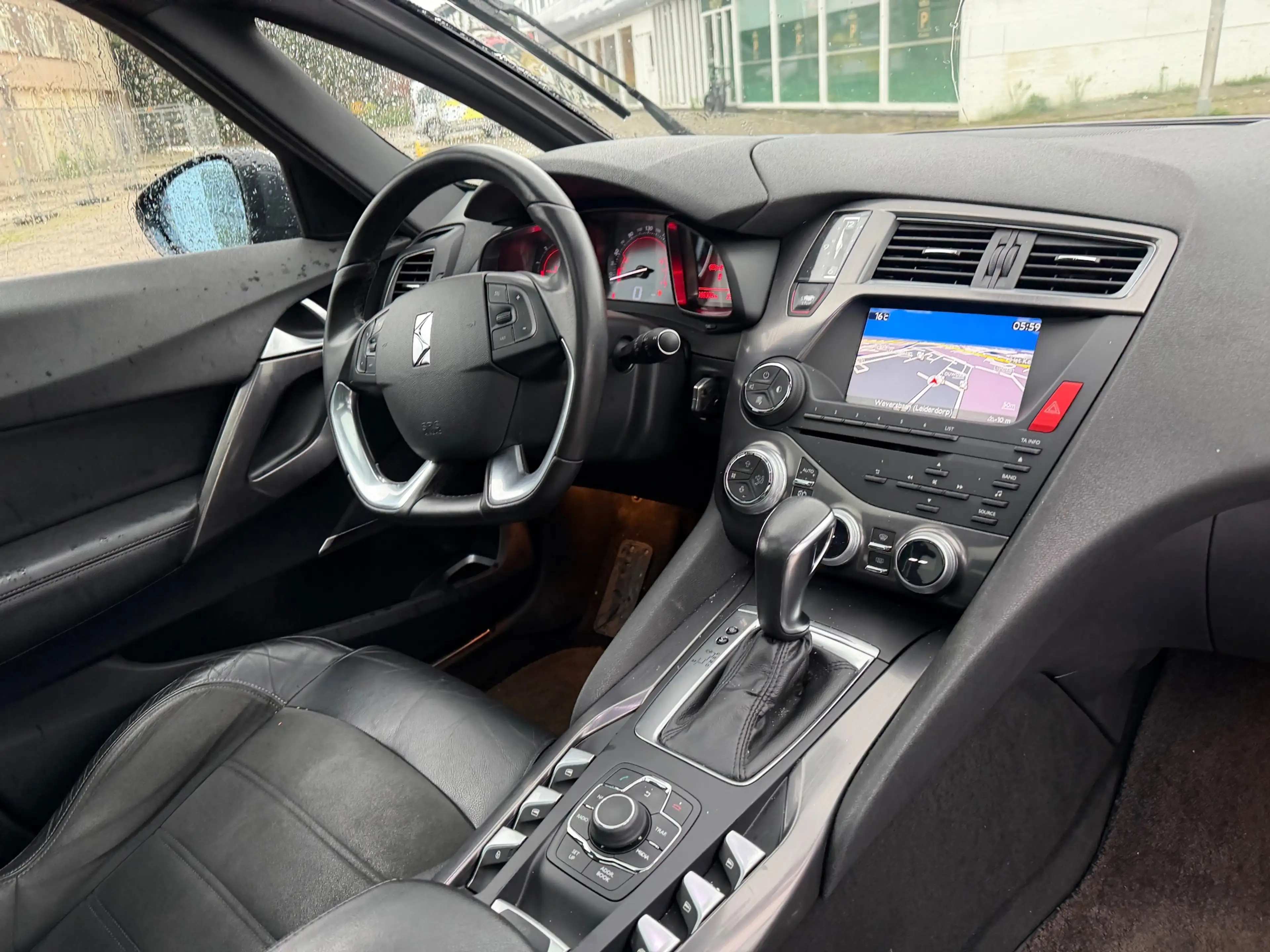 Citroen DS5 1.6 THP So Chic Navi Automaat Leer Pano — photo 9