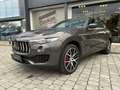 Maserati Levante 430 S Aut. Gris - thumbnail 2