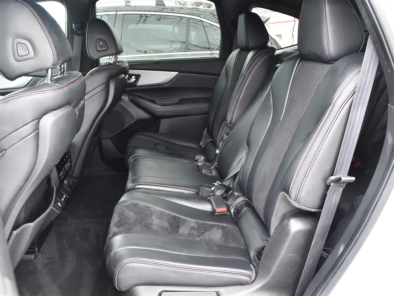 Acura MDX снимка Acura MDX
