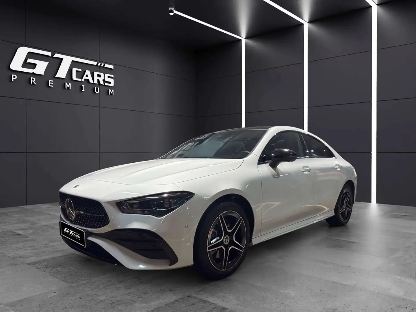 Mercedes-Benz CLA 45 AMG 250e Blanco - 1