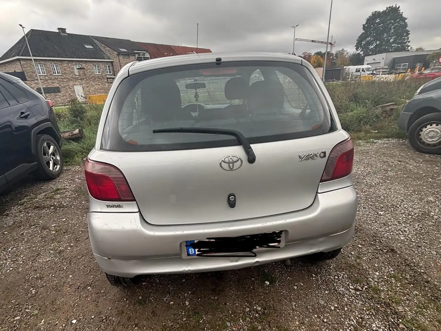 Toyota Yaris 1.0 Szürke - 2