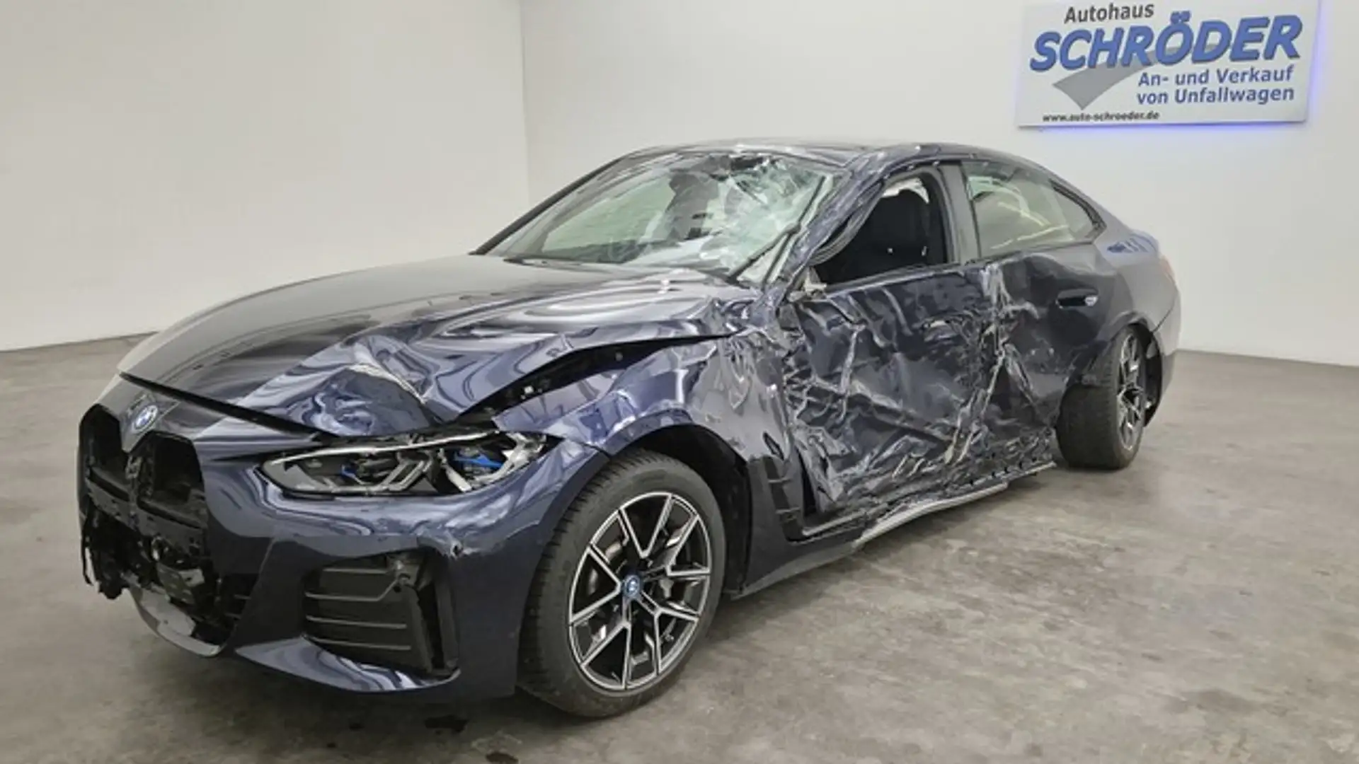 BMW i4 Gran Coupé eDrive40 M Sport *HUD*ACC*Navi* Blau - 2