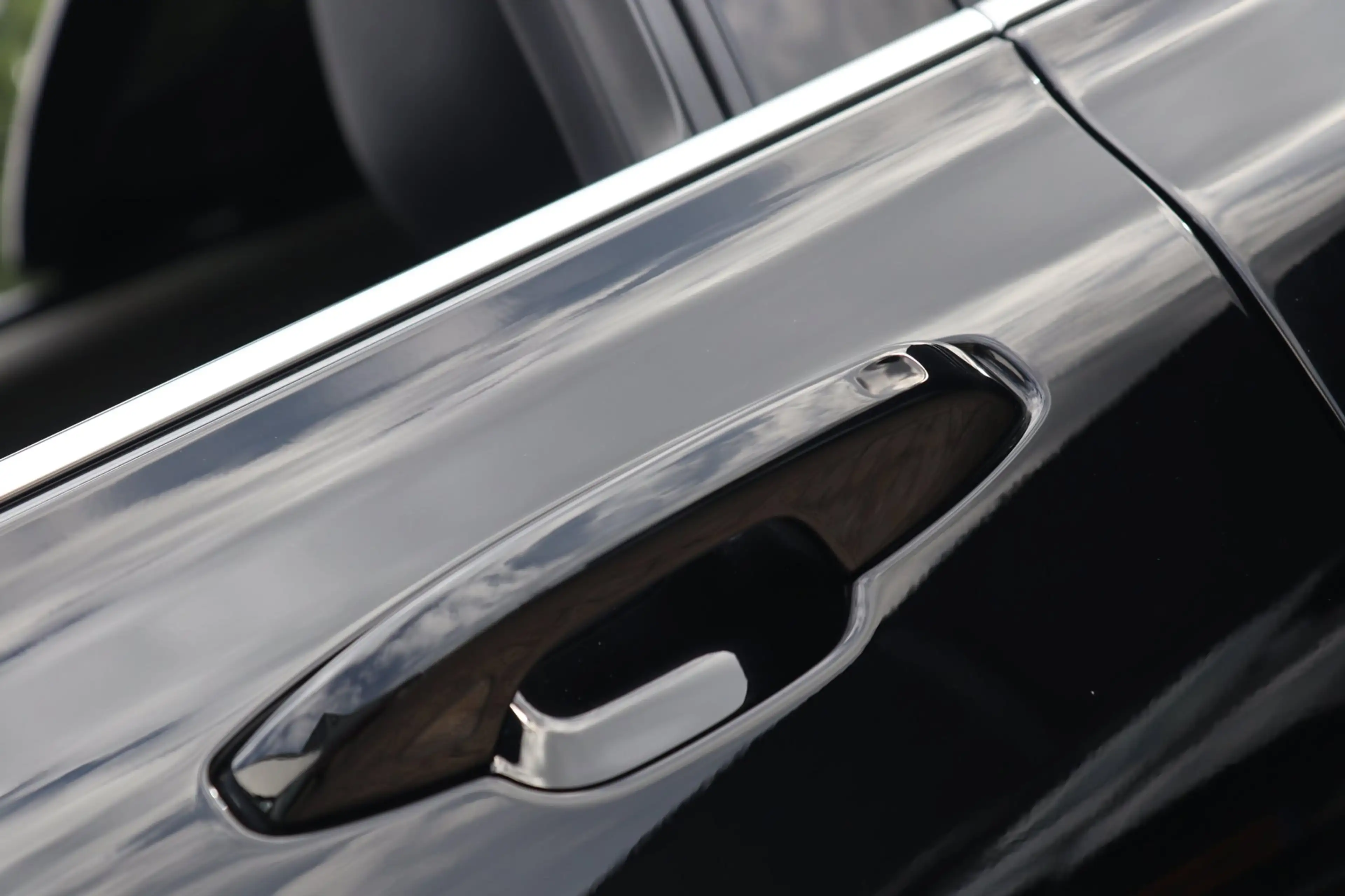 Volvo V60 2.0 T8 Plug-in hybrid AWD Plus / PANO / 2X MEMORY — photo 9