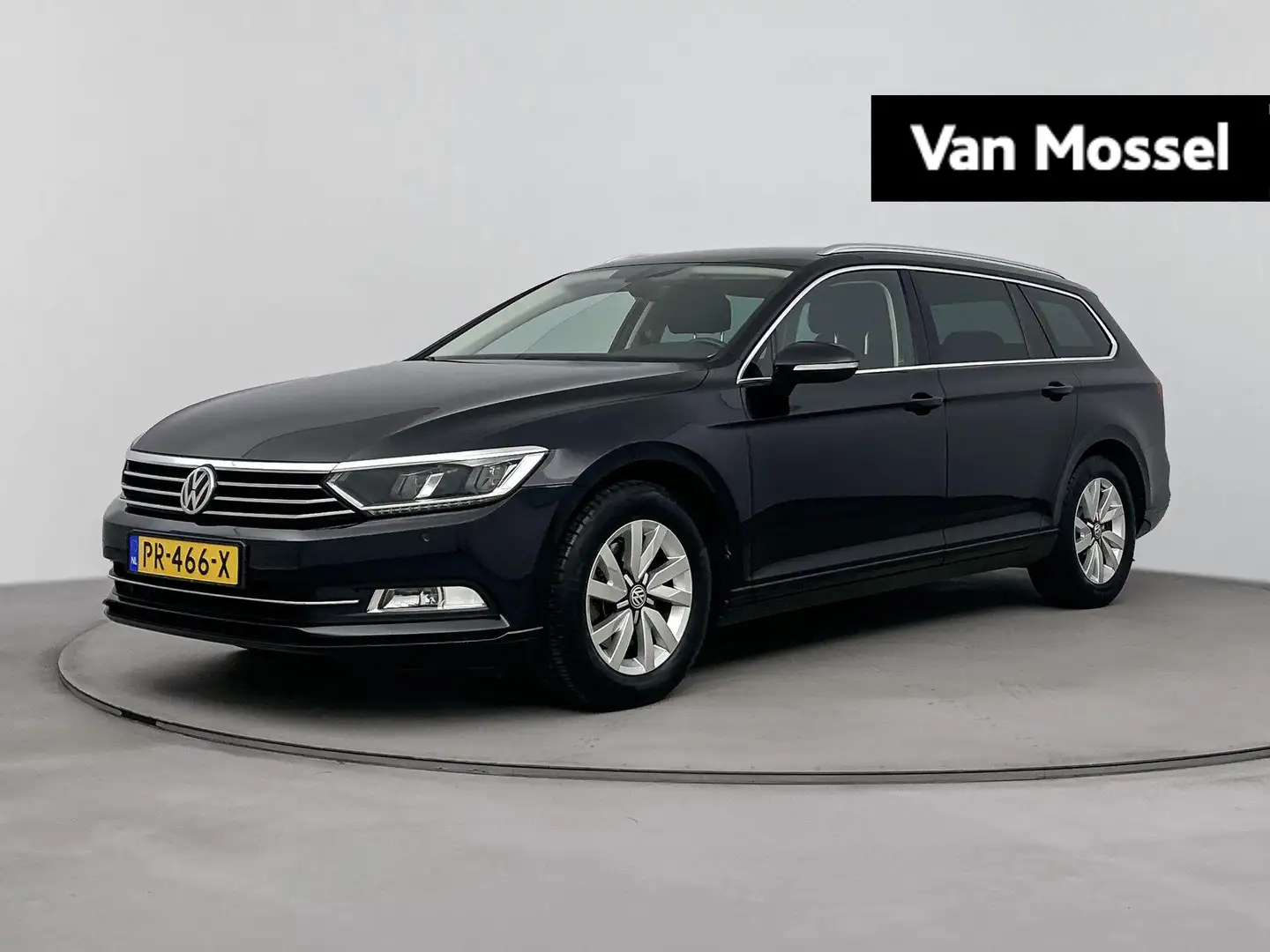 Volkswagen Passat Variant 1.4 TSI Comfortline Business | Automaat | Navigati Zwart - 1