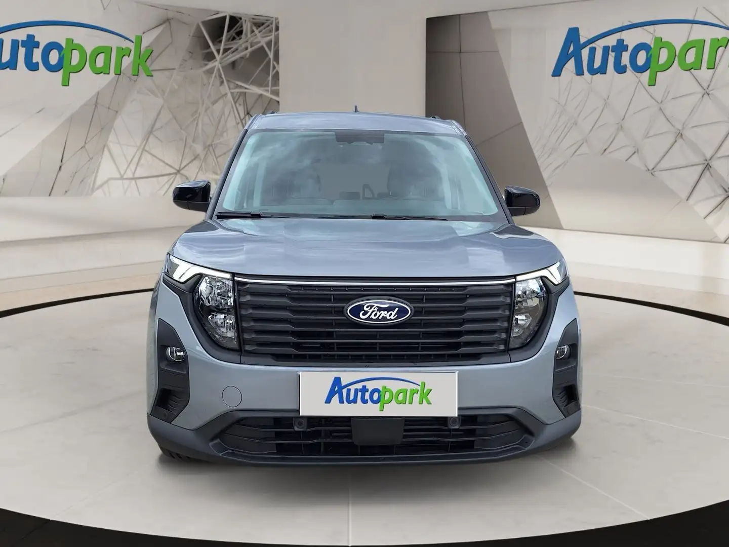 Ford Tourneo Courier Titanium Titanium Grau - 2