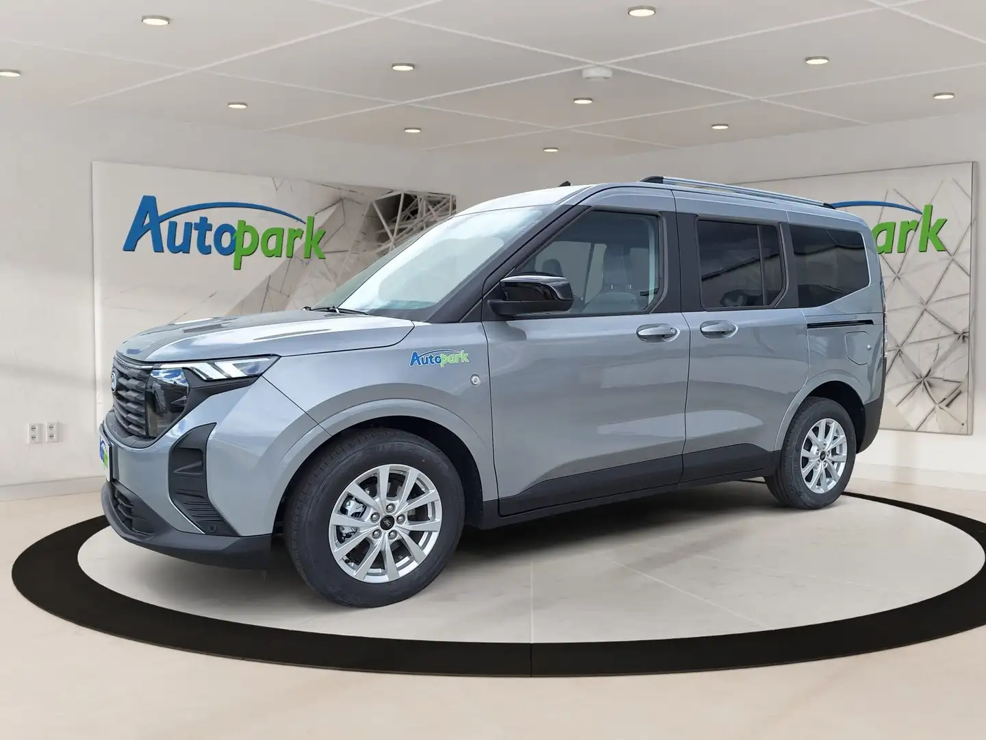 Ford Tourneo Courier Titanium Titanium Grau - 1