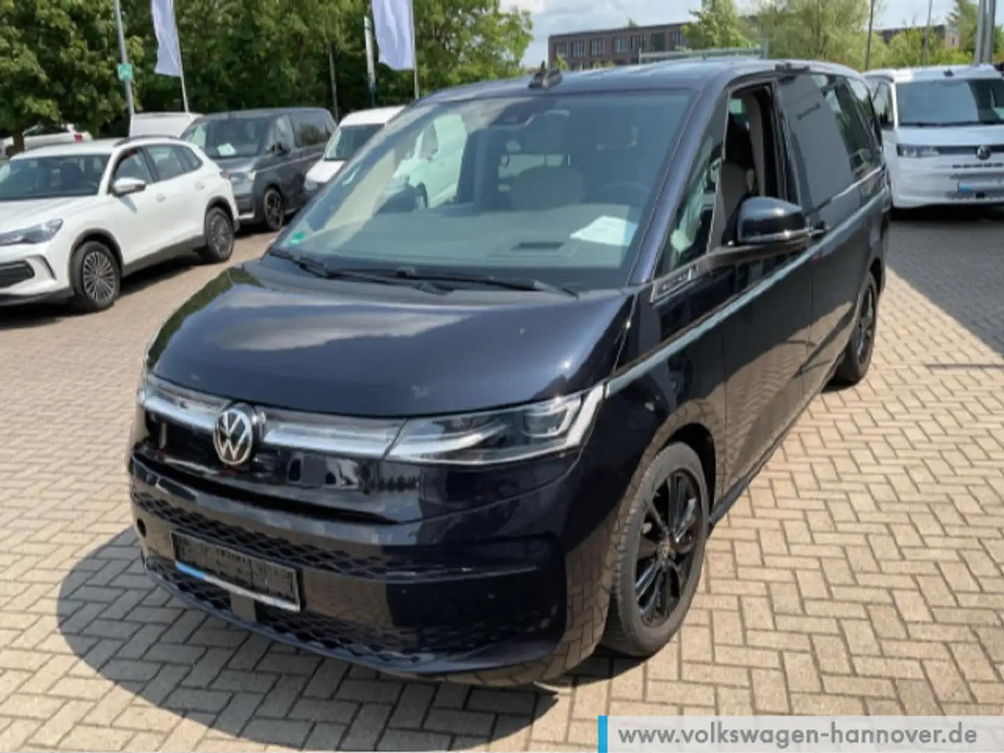 Volkswagen T7 Multivan T7 Multivan 1.4 TSI eHybrid DSG Style Navi HUD A Schwarz - 1