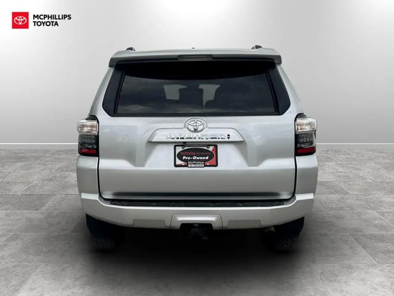 Toyota 4-Runner снимка Toyota 4-Runner