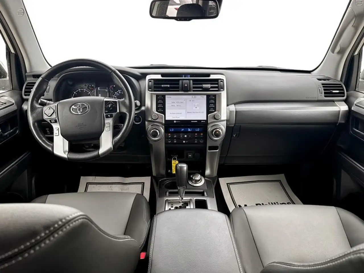 Toyota 4-Runner снимка Toyota 4-Runner