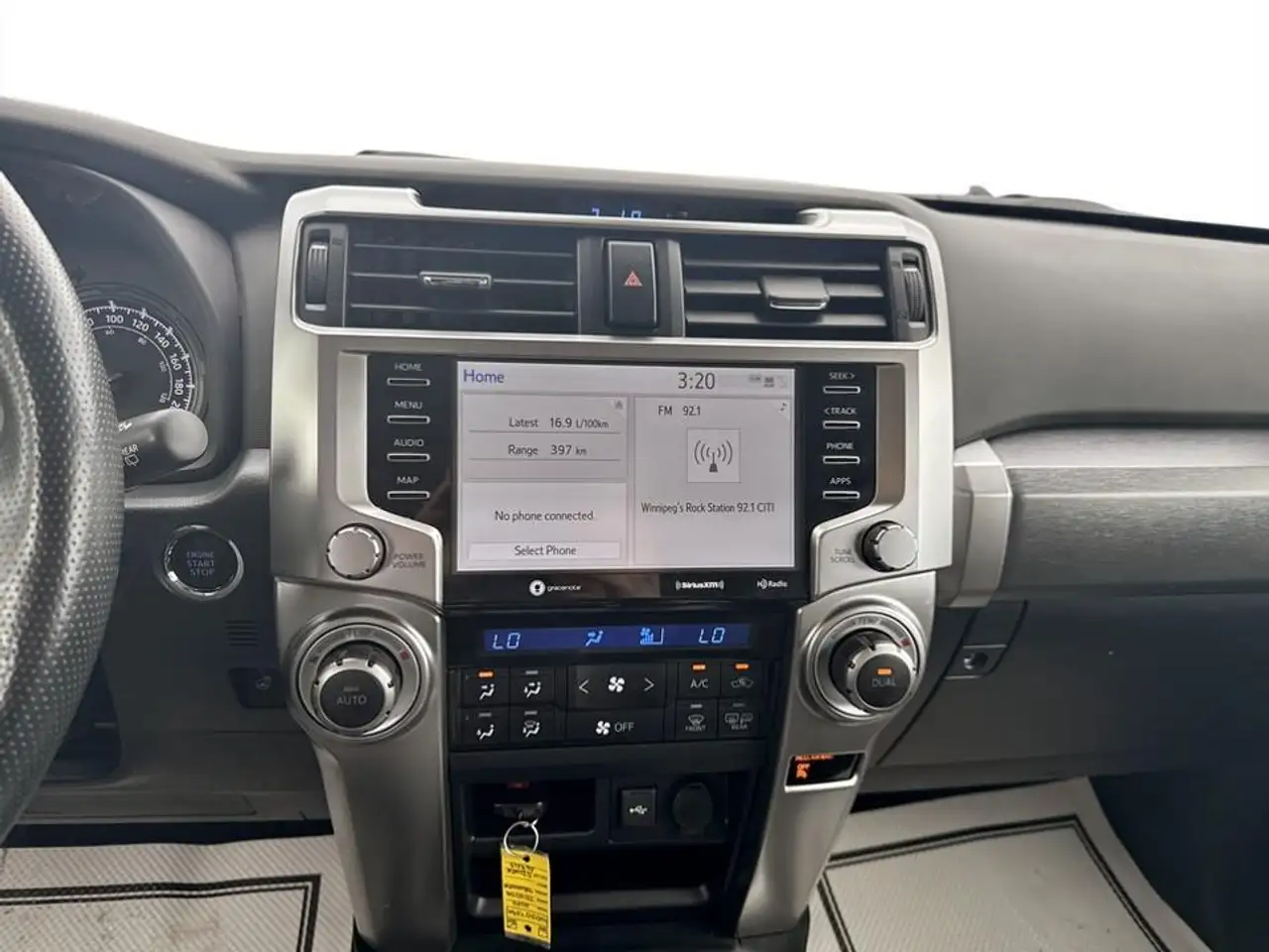 Toyota 4-Runner снимка Toyota 4-Runner