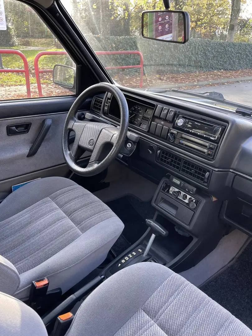 Volkswagen Jetta GLX Automatik - 2