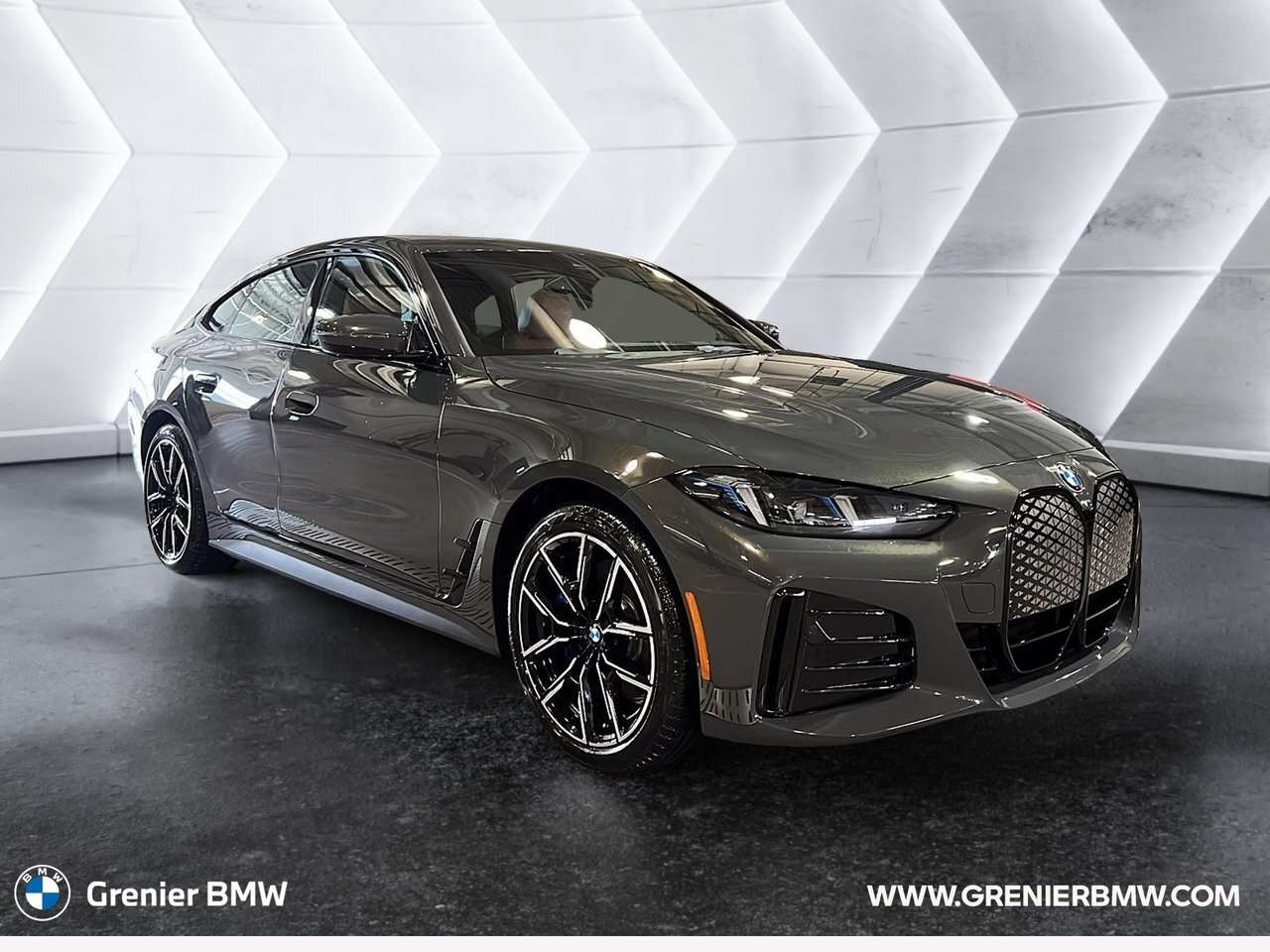 2026 BMW i4 eDrive40 M Sport Package / M Sport Package