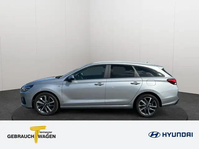 Hyundai i30 view 8