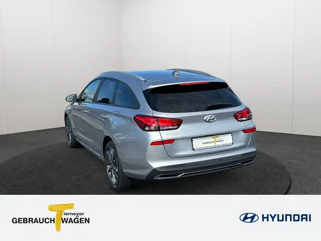 Hyundai i30 view 7