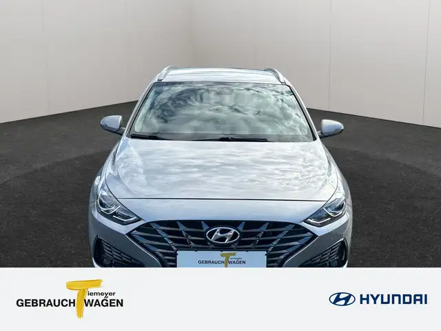 Hyundai i30 view 2