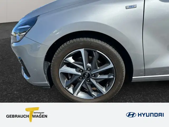 Hyundai i30 view 9