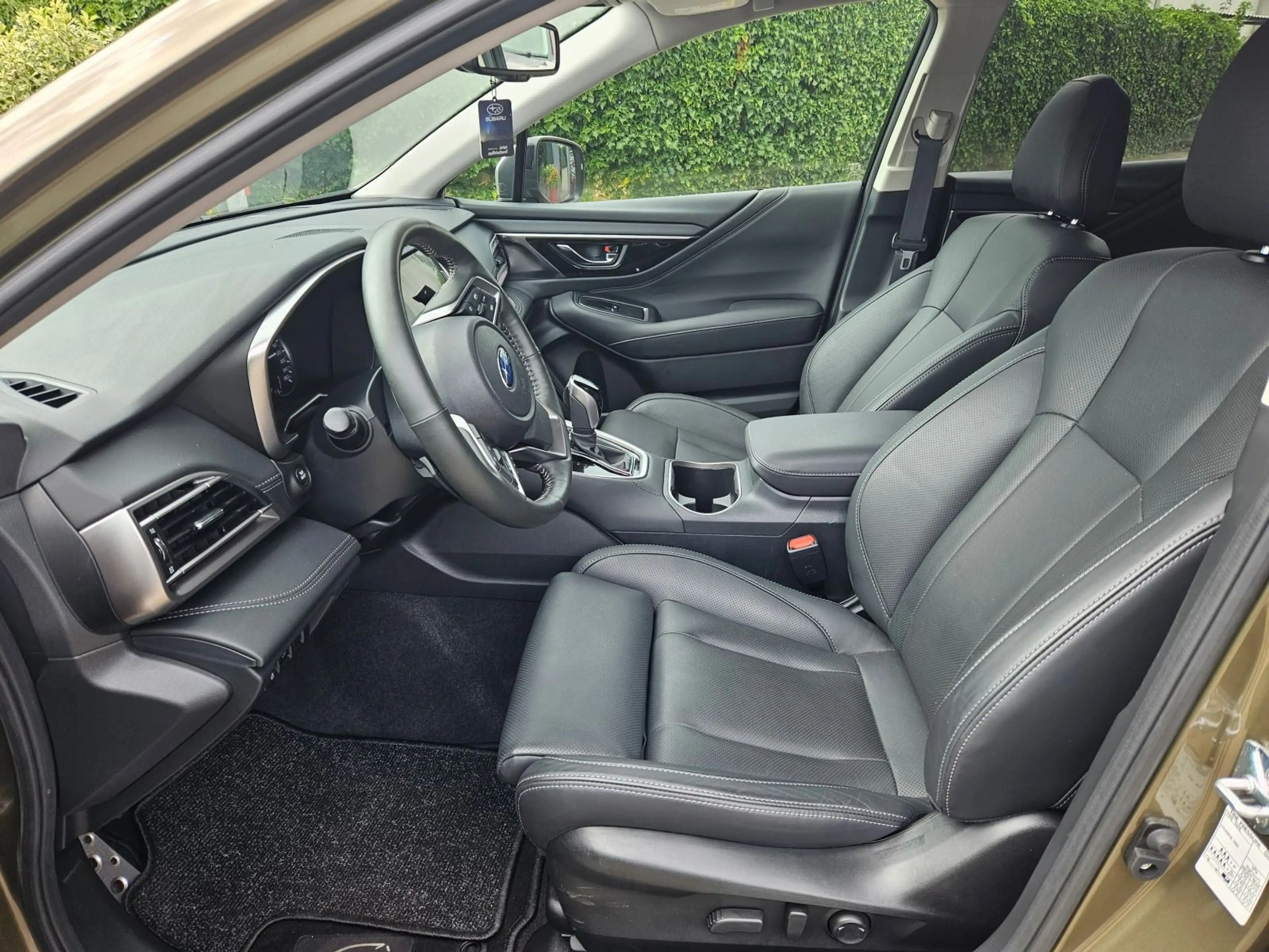 Subaru OUTBACK Outback 2.5i Platinum AT — photo 10