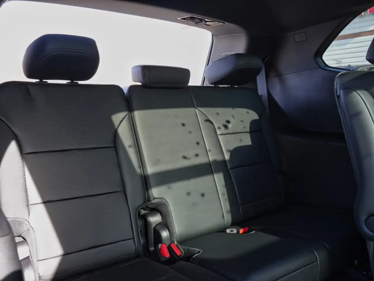 Buick Enclave снимка Buick Enclave
