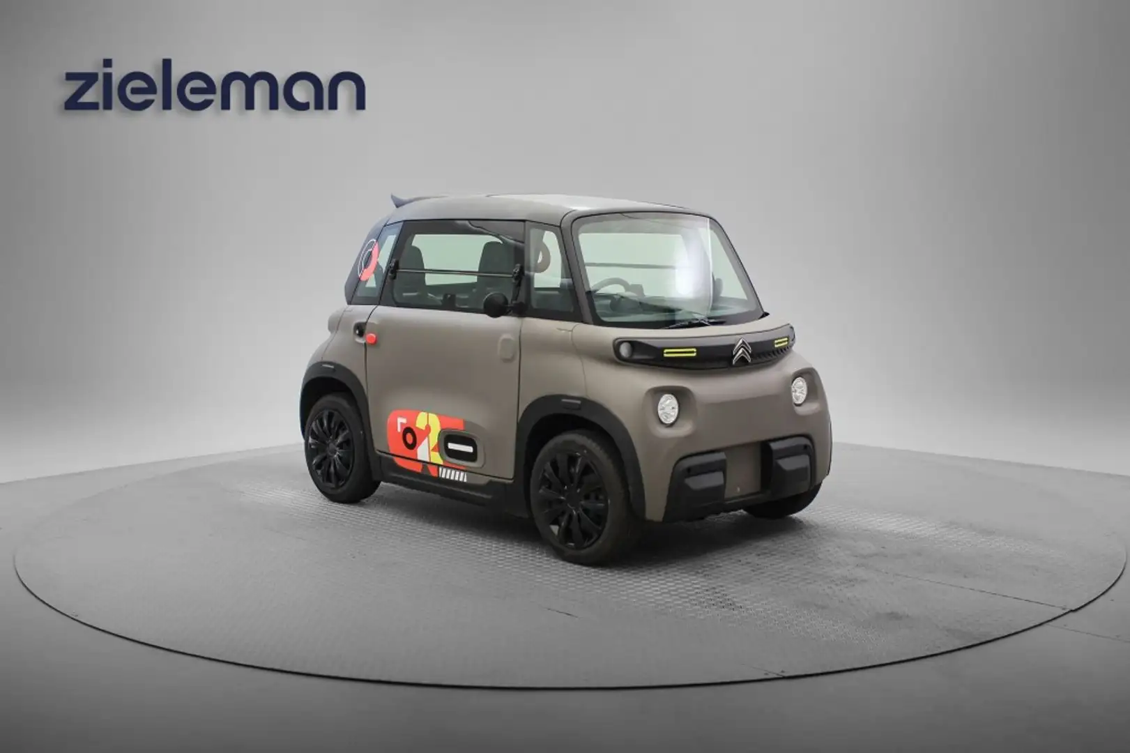 Citroen Ami 2024 - 6.946 Km Marrón - 1