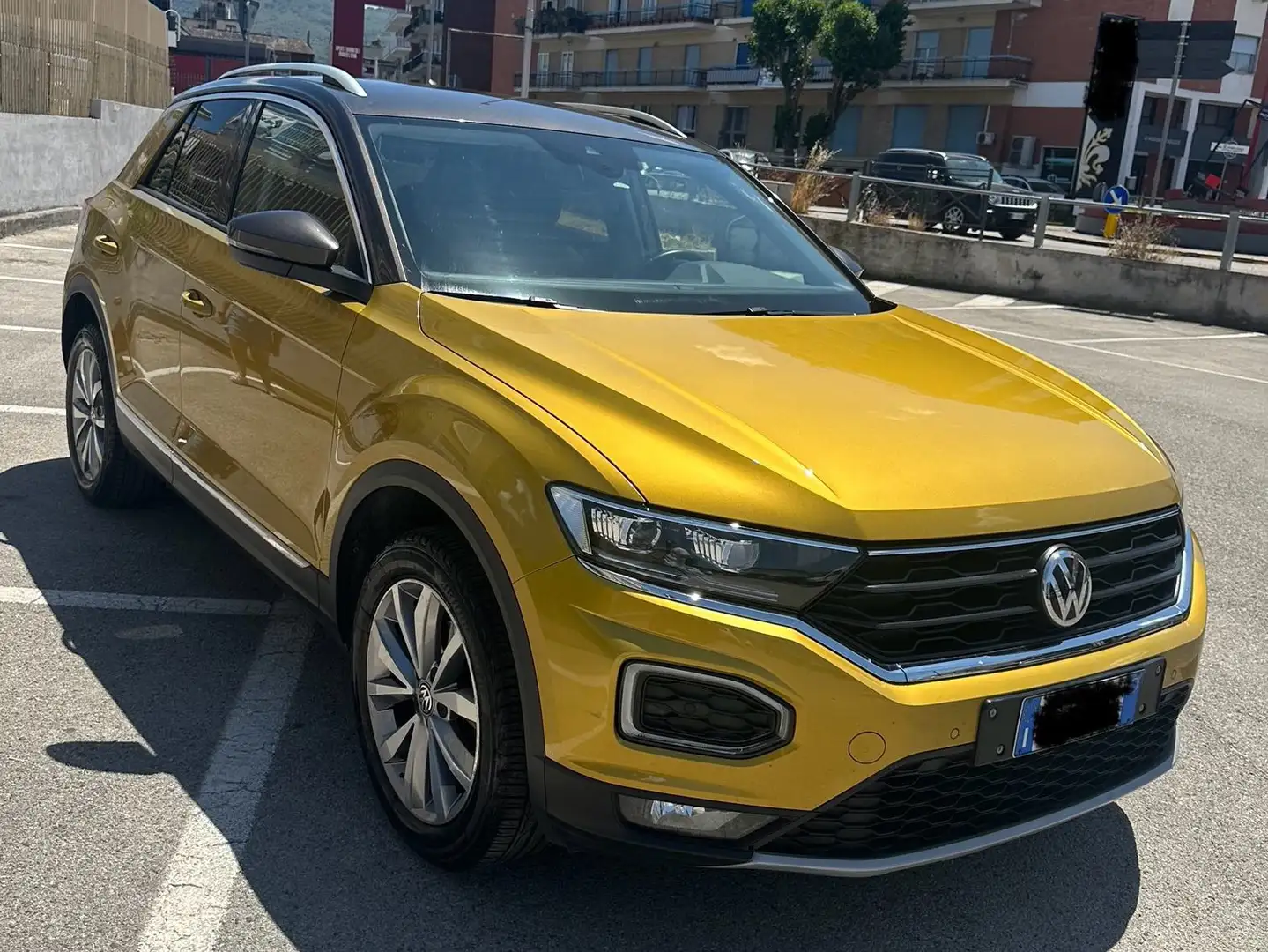 Volkswagen T-Roc T-Roc 1.0 tsi Style 115cv Oro - 2