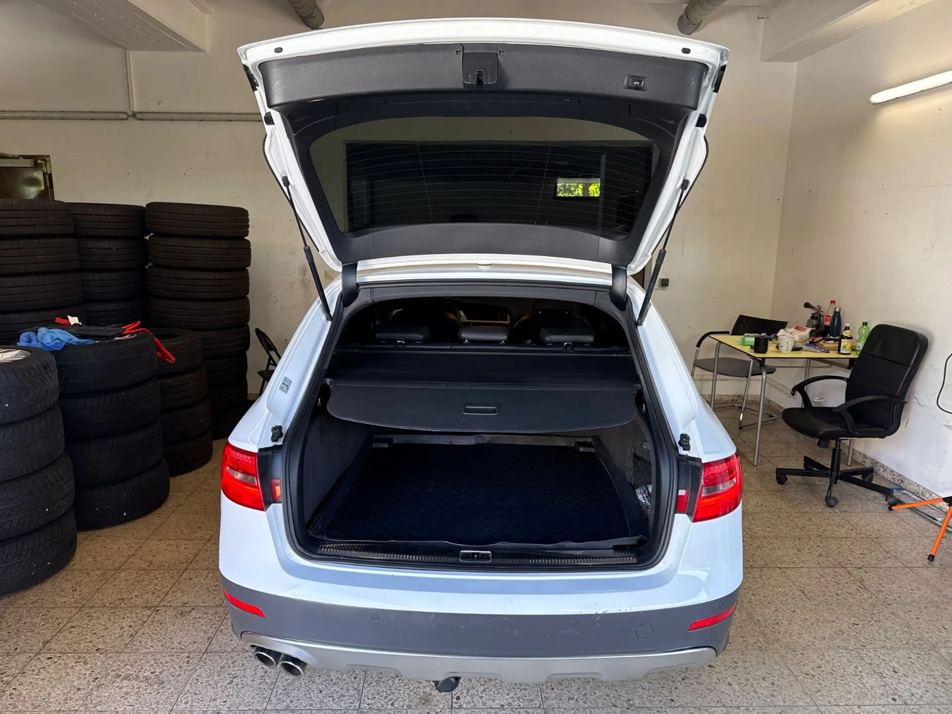 Audi A4 allroad quattro 3.0 TDI/Navi/Xenon/ — photo 8