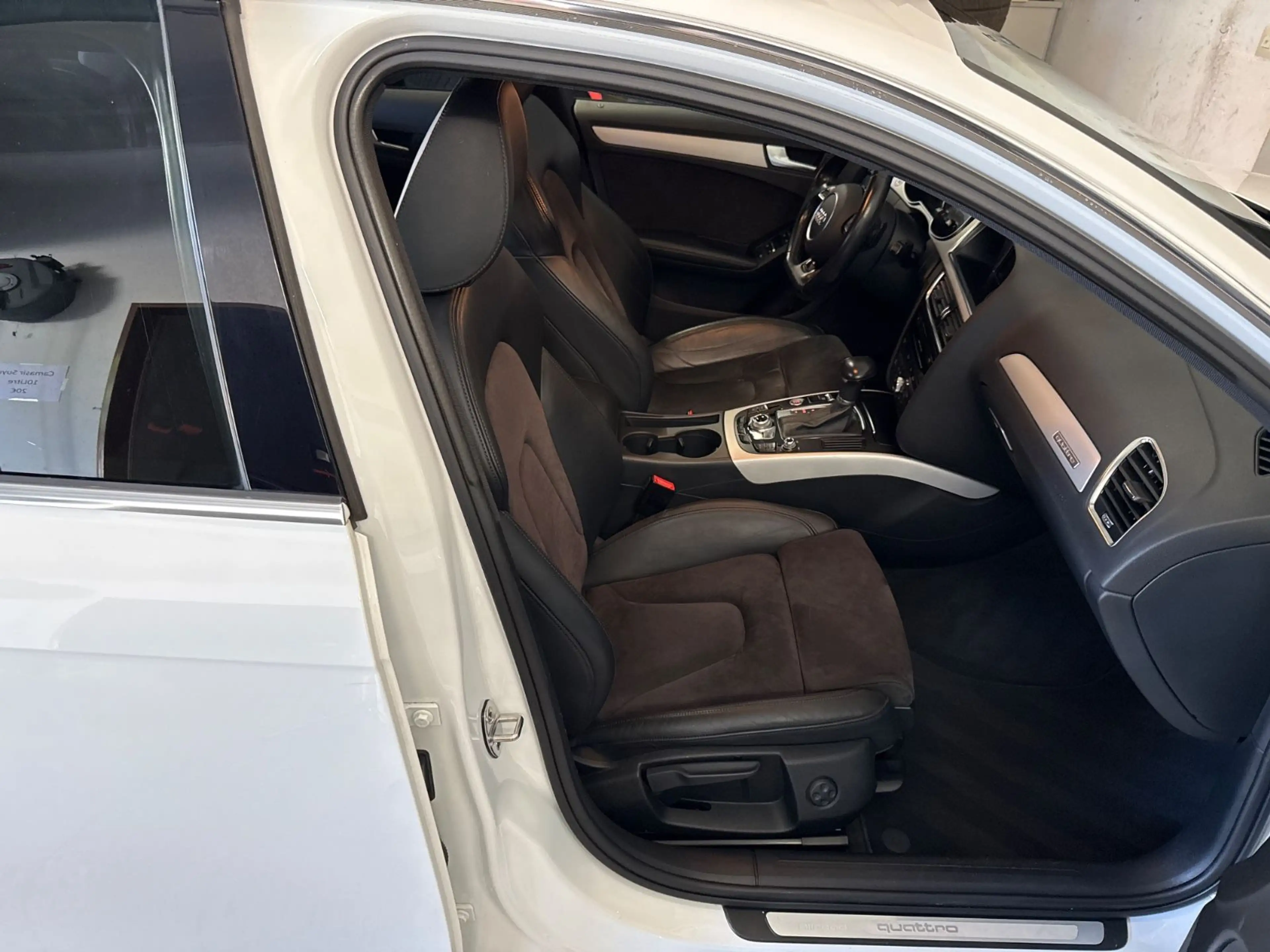 Audi A4 allroad quattro 3.0 TDI/Navi/Xenon/ — photo 11