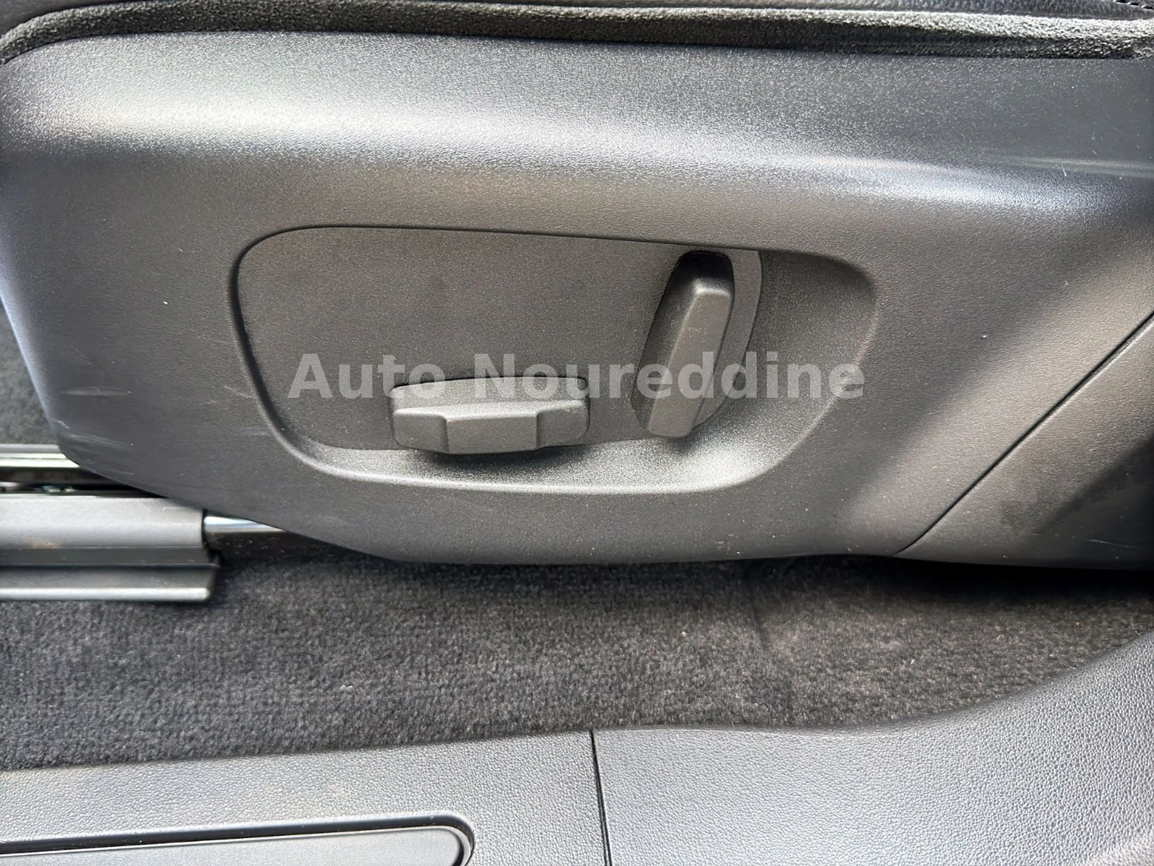 Land Rover Range Rover Evoque D150 S Facelift*1.Hand*Leder* — photo 15