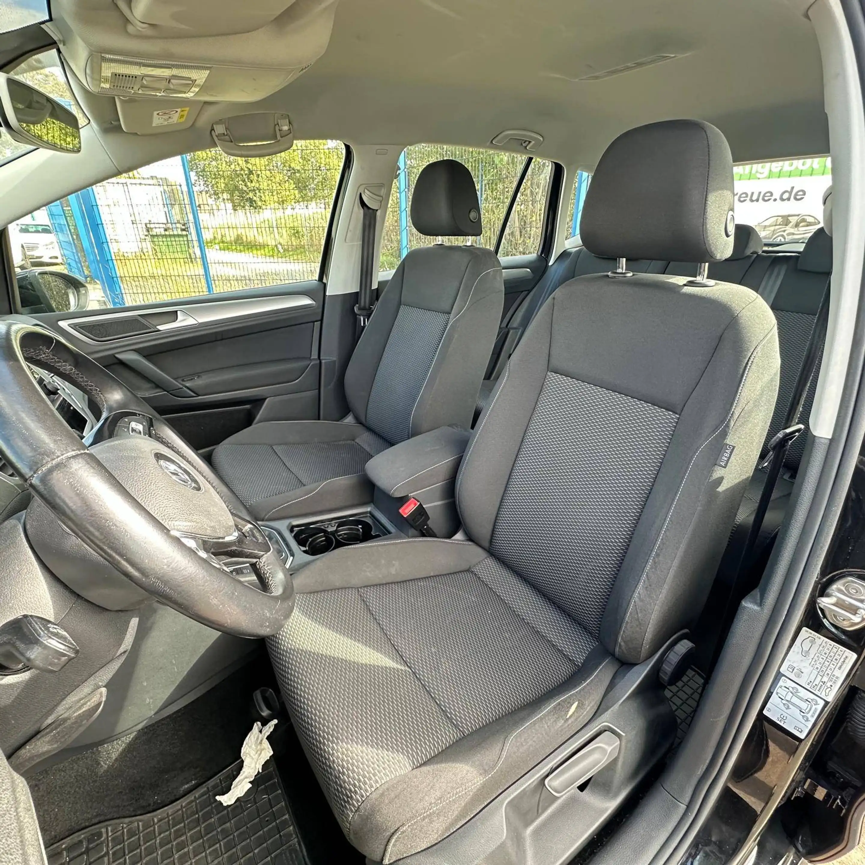Volkswagen Golf Sportsvan Trendline — photo 7