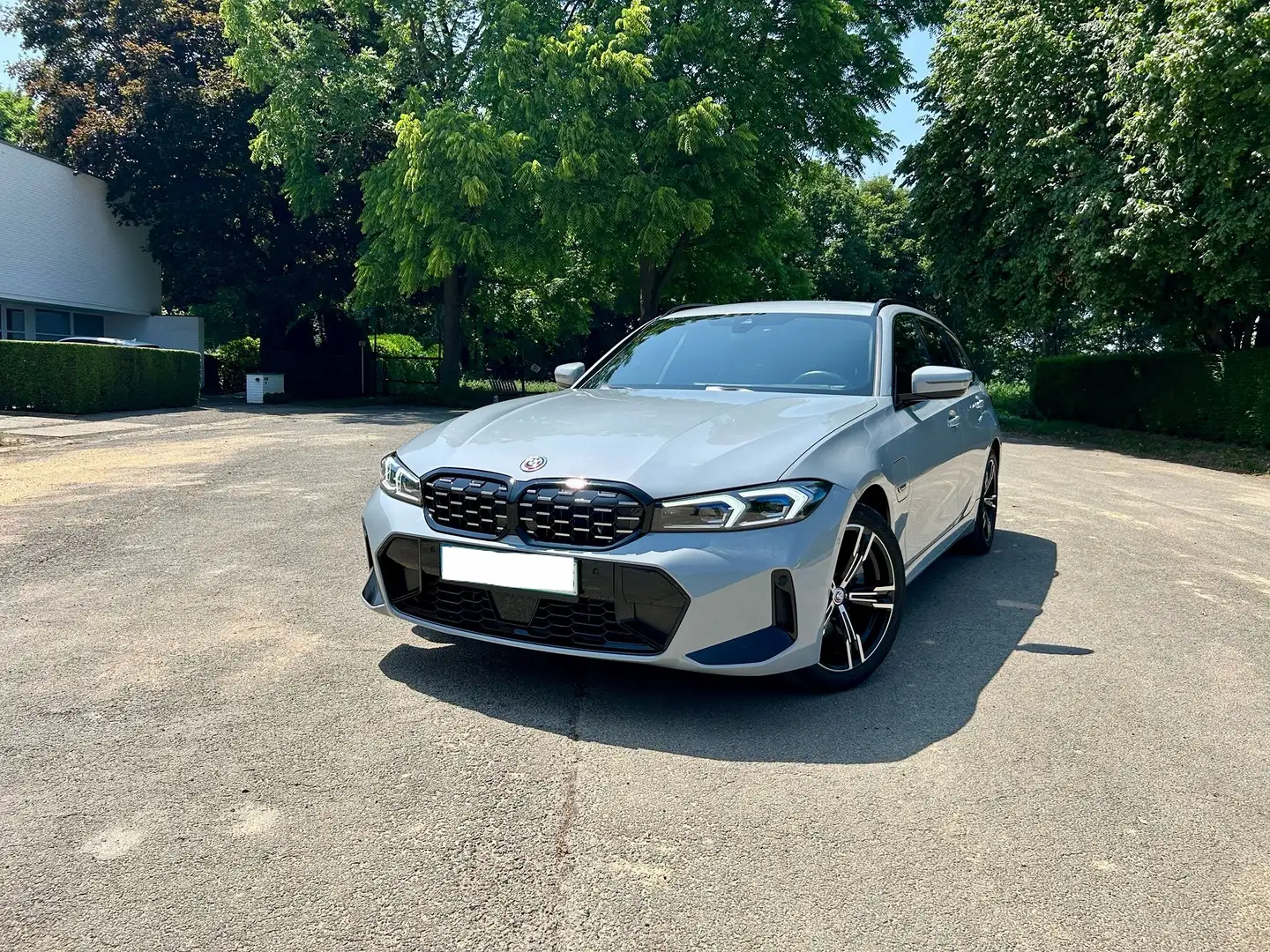 BMW 330 e M SPORT / HYBRIDE / HEAD-UP / COKPIT LIVE Gris - 1