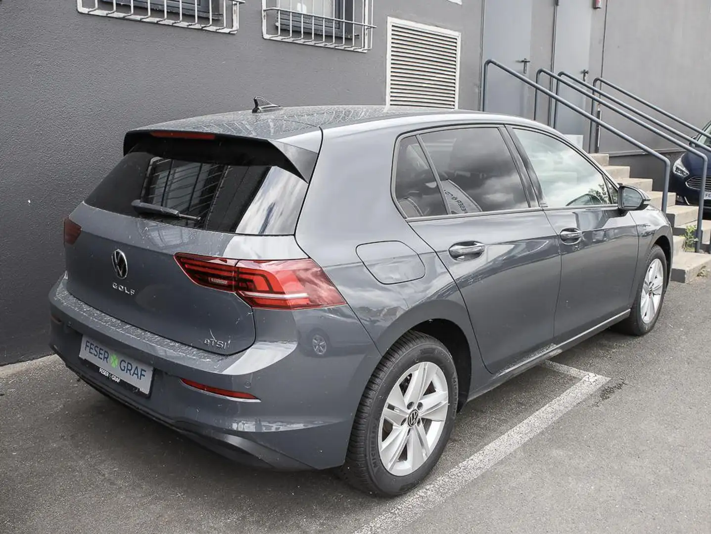Volkswagen Golf 8 Life 1.5 eTSI DSG Navi HUD LED SiHz Gris - 2