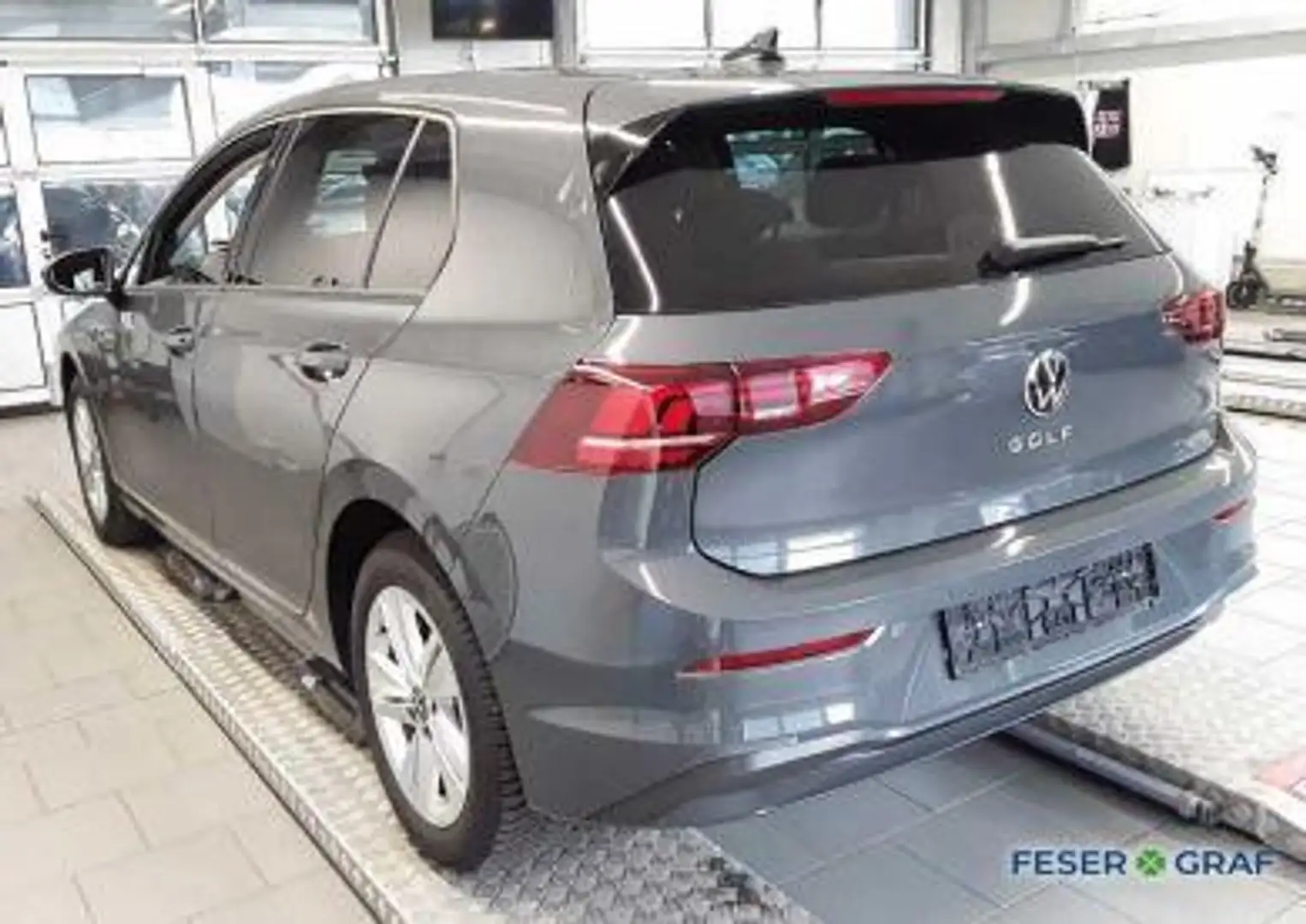 Volkswagen Golf 8 Life 1.5 eTSI DSG Navi HUD LED SiHz Grau - 2