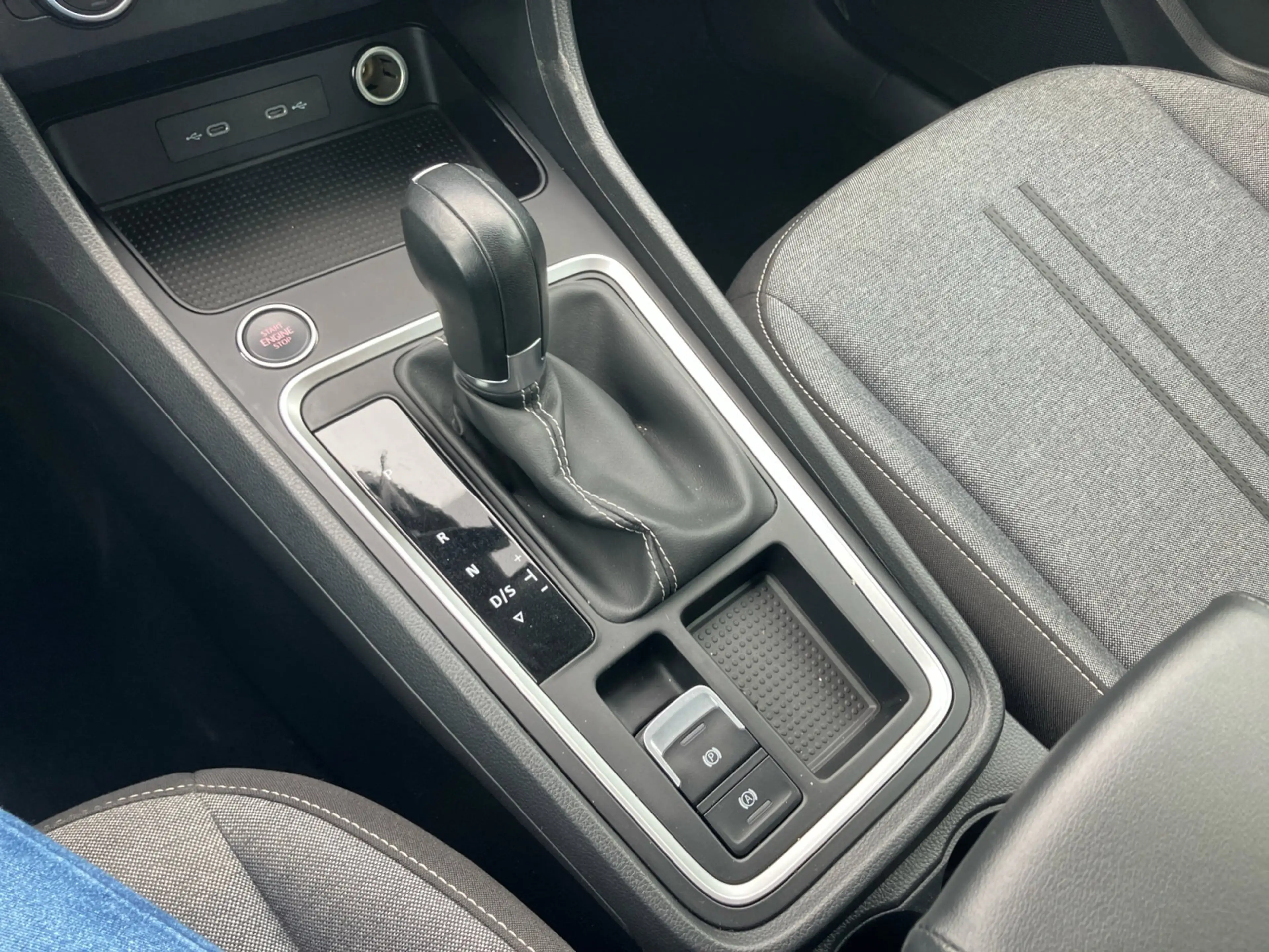 SEAT Ateca 1.5 TSI 150pk DSG7 Move! Navi / camera / 18" alu — photo 19