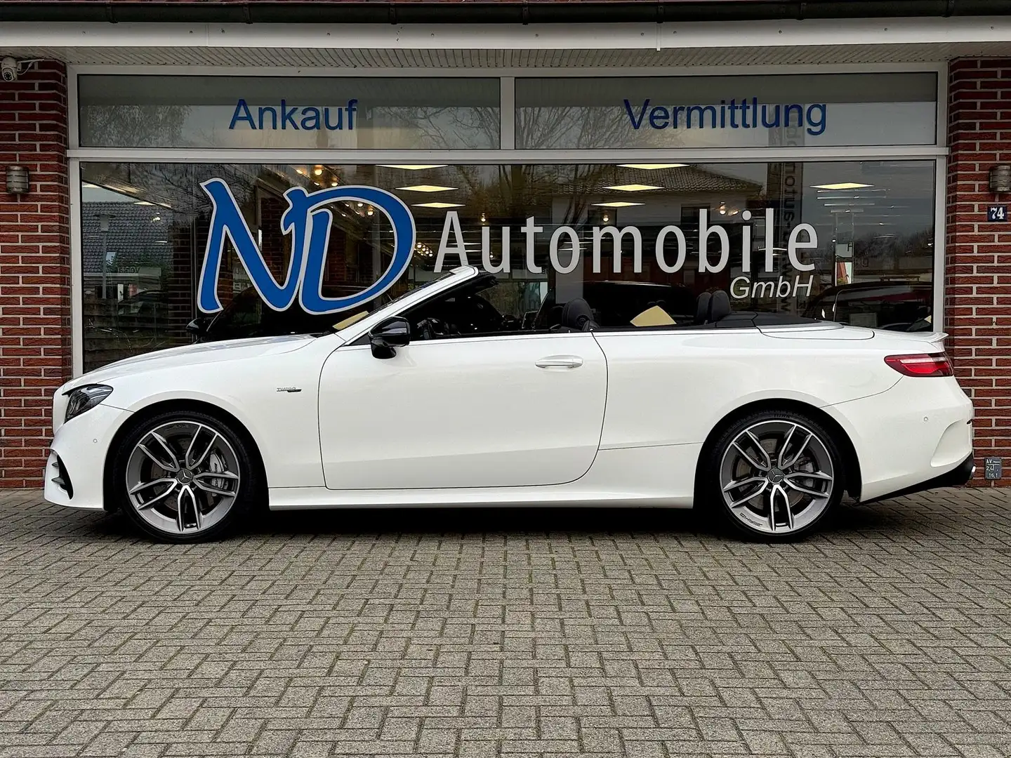 Mercedes-Benz E 53 AMG E53 AMG Cabrio 4M WIDE Burmes Memory 360 AIR HUD Blanc - 2