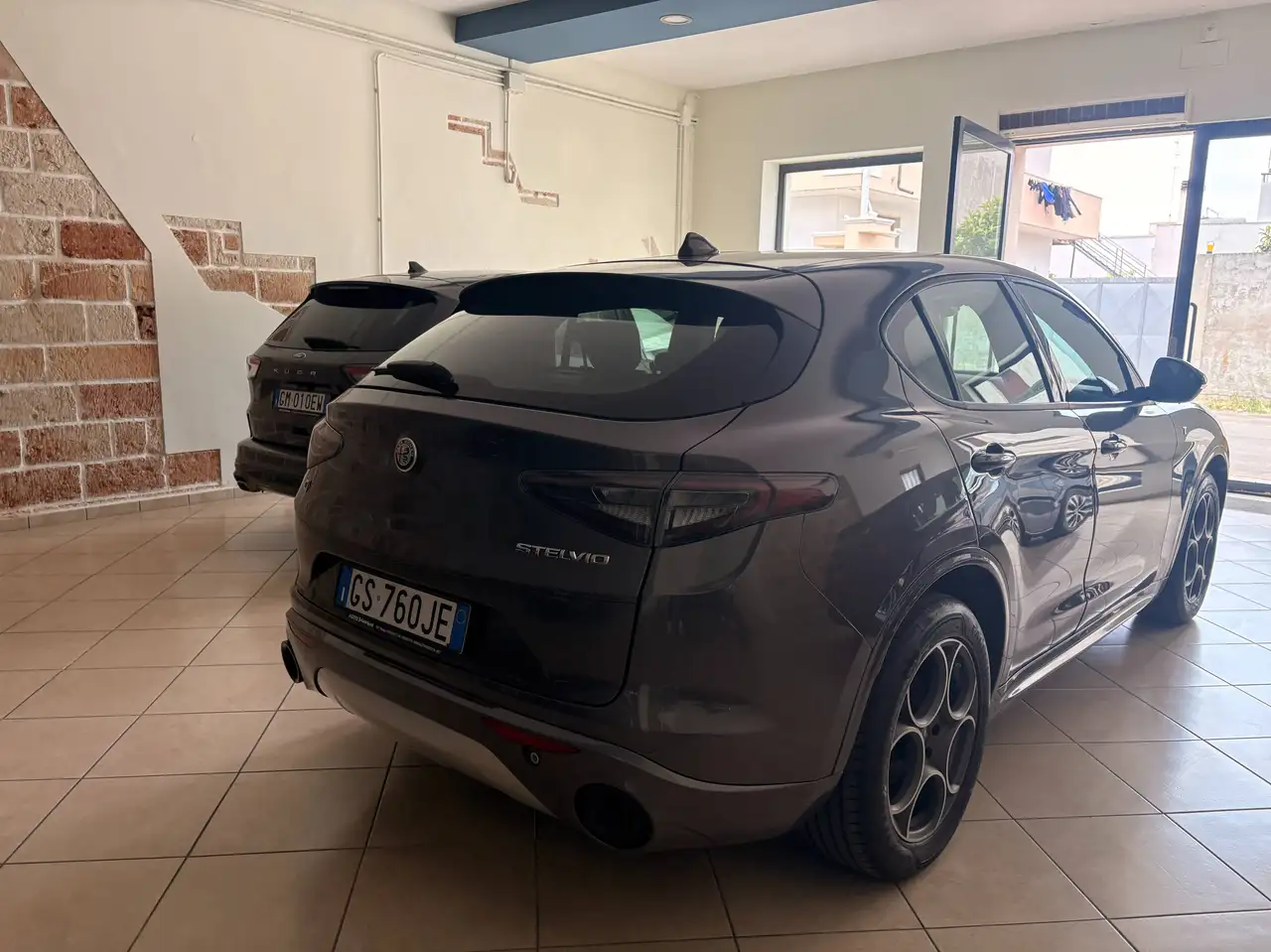 Alfa Romeo Stelvio 2023