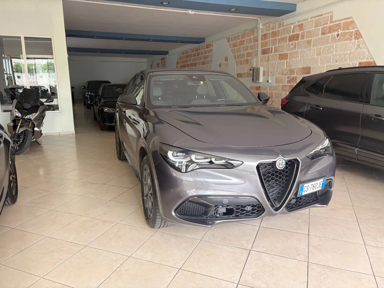 Alfa Romeo Stelvio 2023