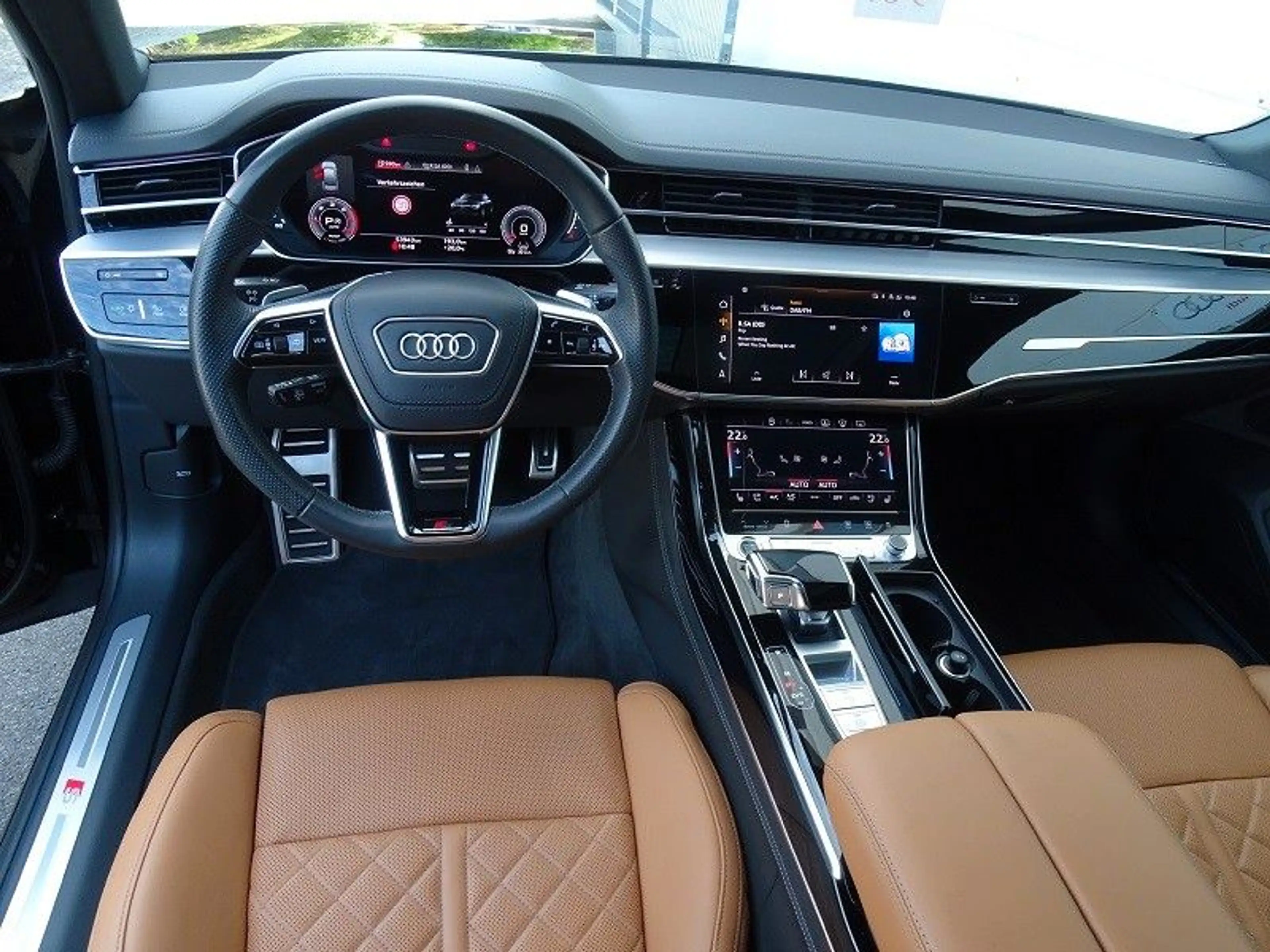 Audi A8 50 TDI S Line Plus quattro / B & O — photo 13