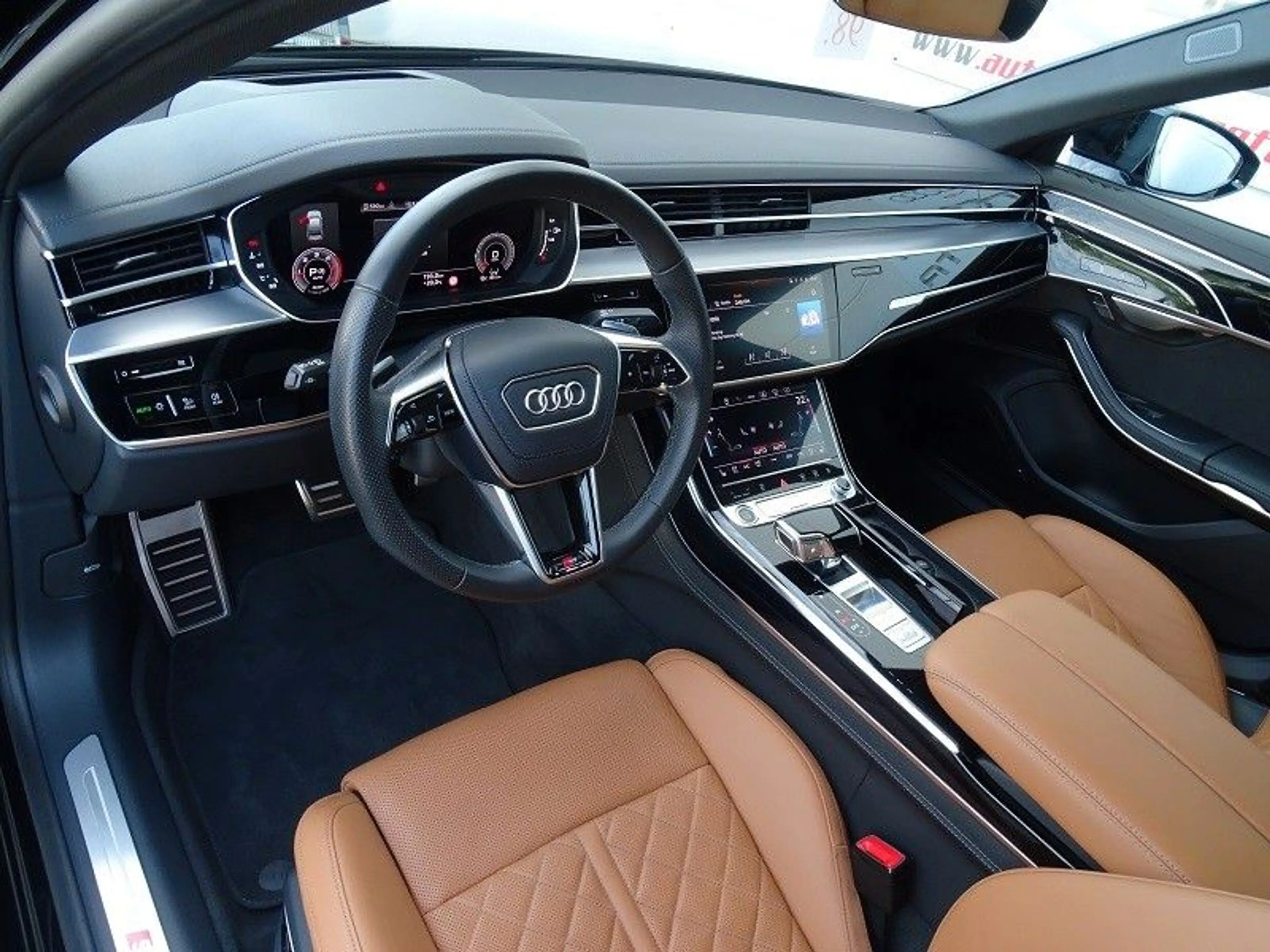 Audi A8 50 TDI S Line Plus quattro / B & O — photo 11