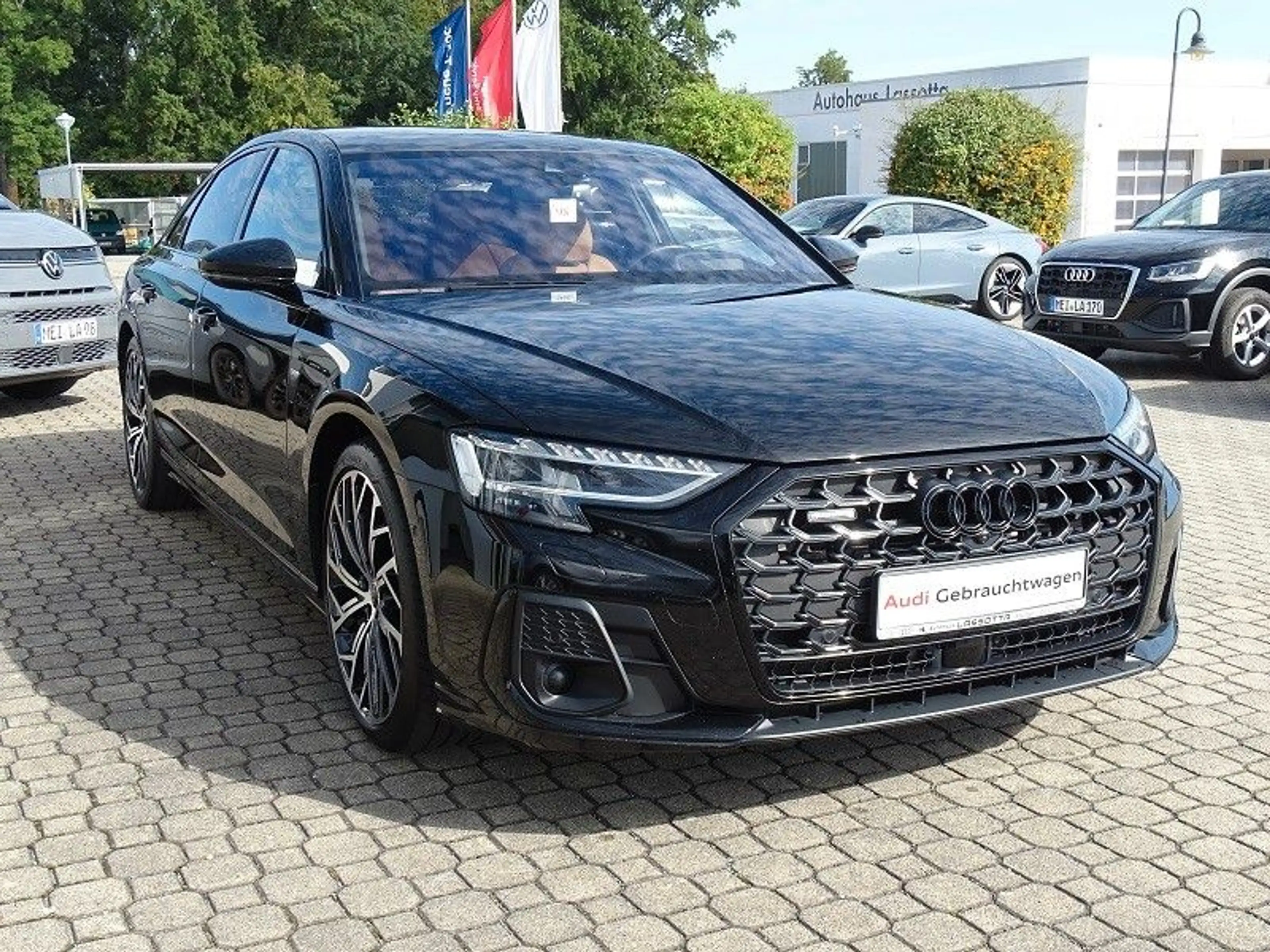 Audi A8 50 TDI S Line Plus quattro / B & O — photo 3