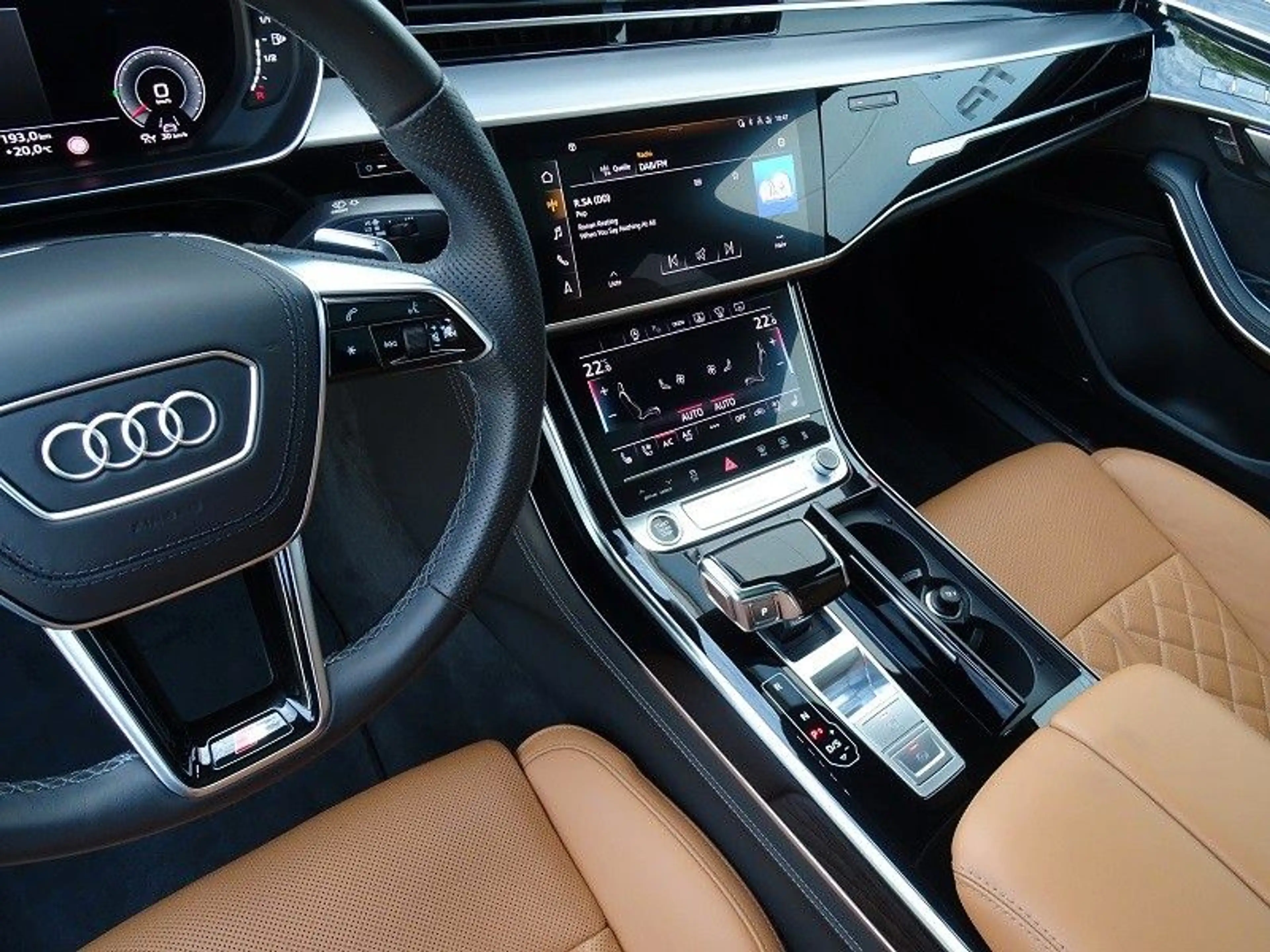 Audi A8 50 TDI S Line Plus quattro / B & O — photo 12