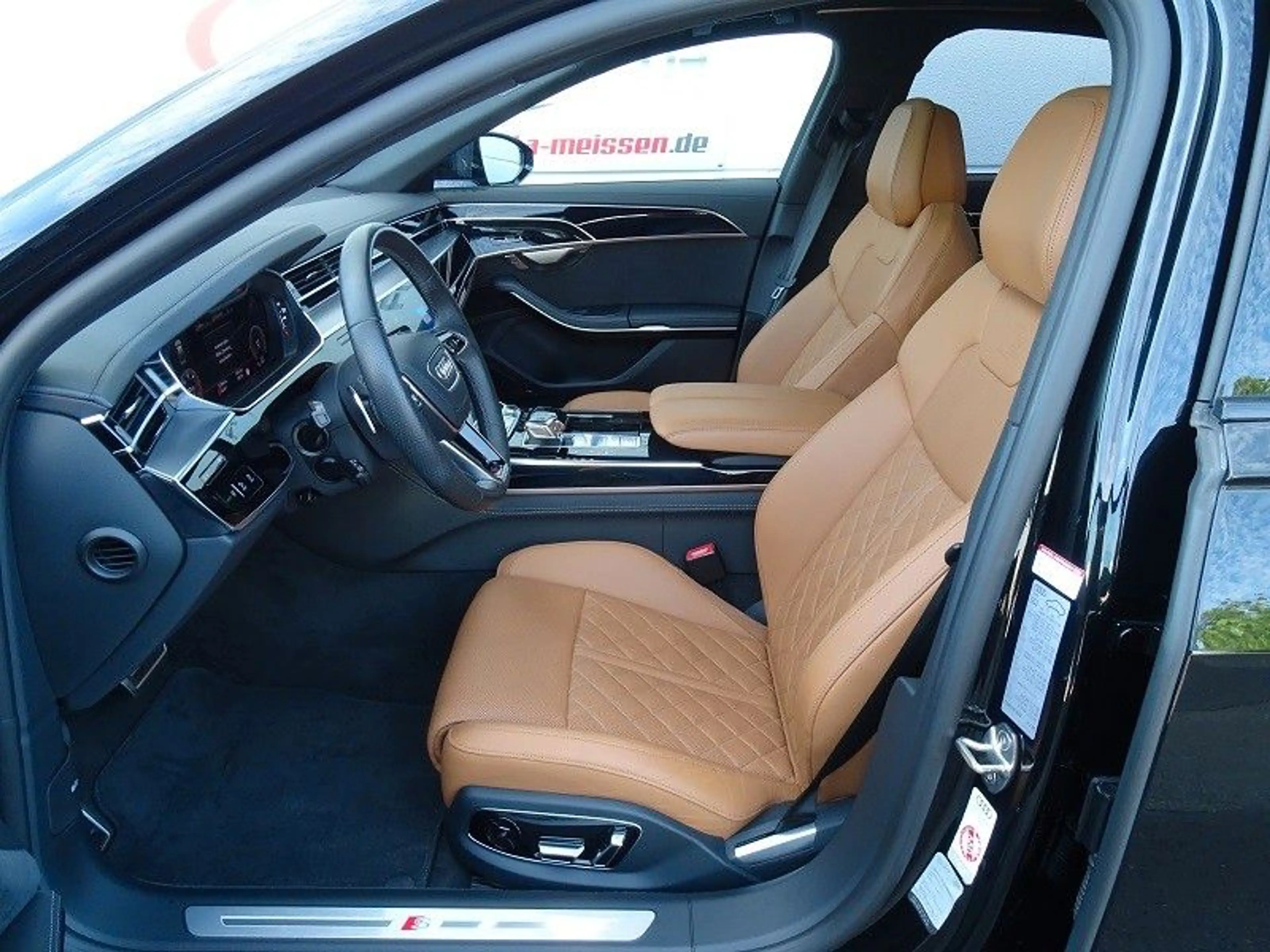 Audi A8 50 TDI S Line Plus quattro / B & O — photo 8