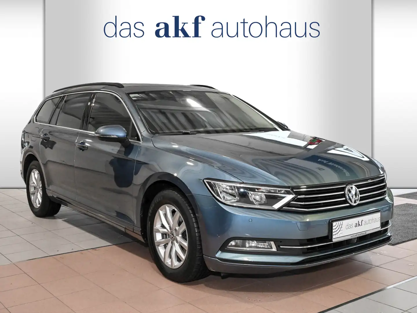 Volkswagen Passat COMFORTLINE 2.0 TDI Bleu - 2