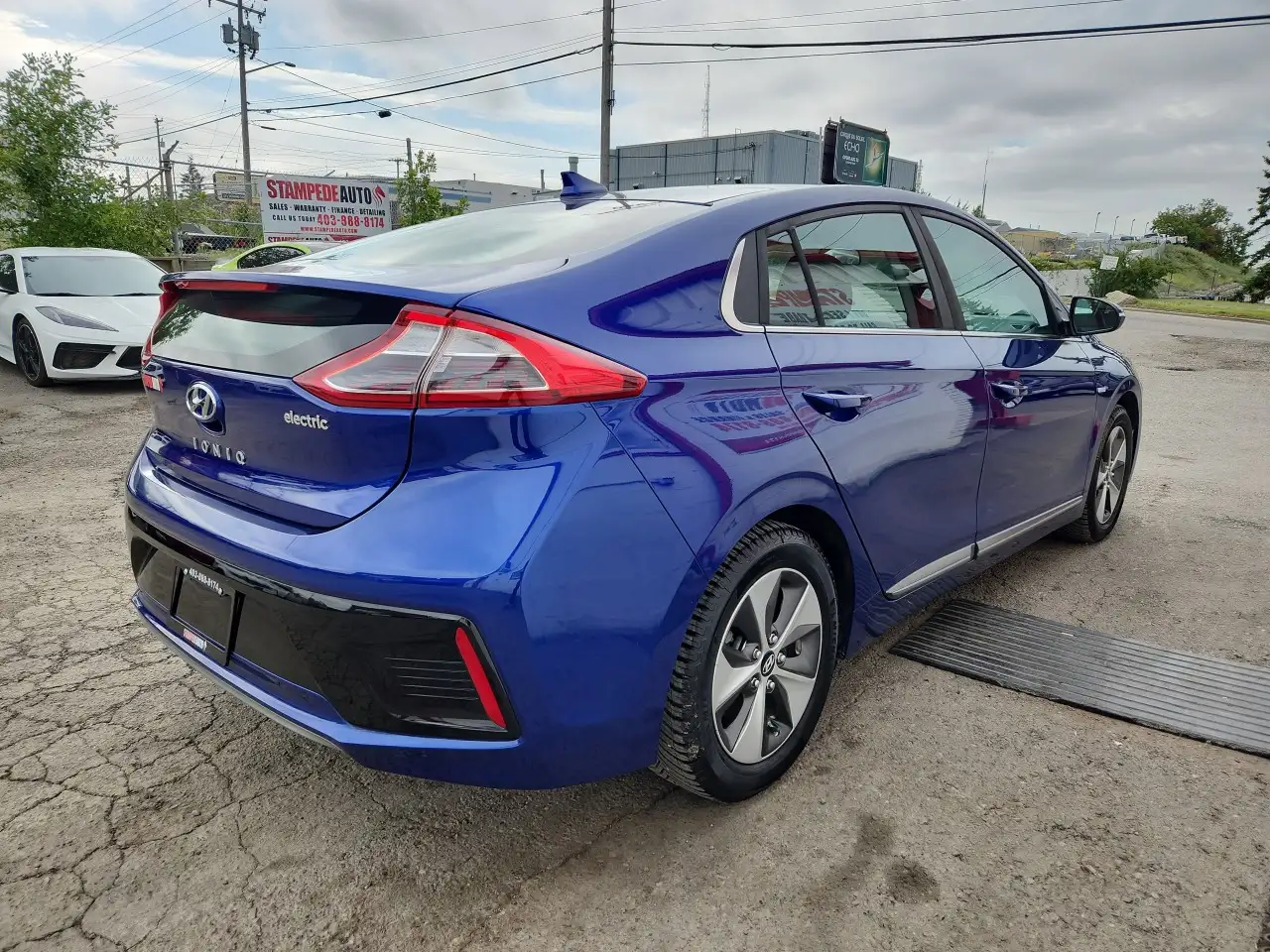Hyundai IONIQ снимка Hyundai IONIQ