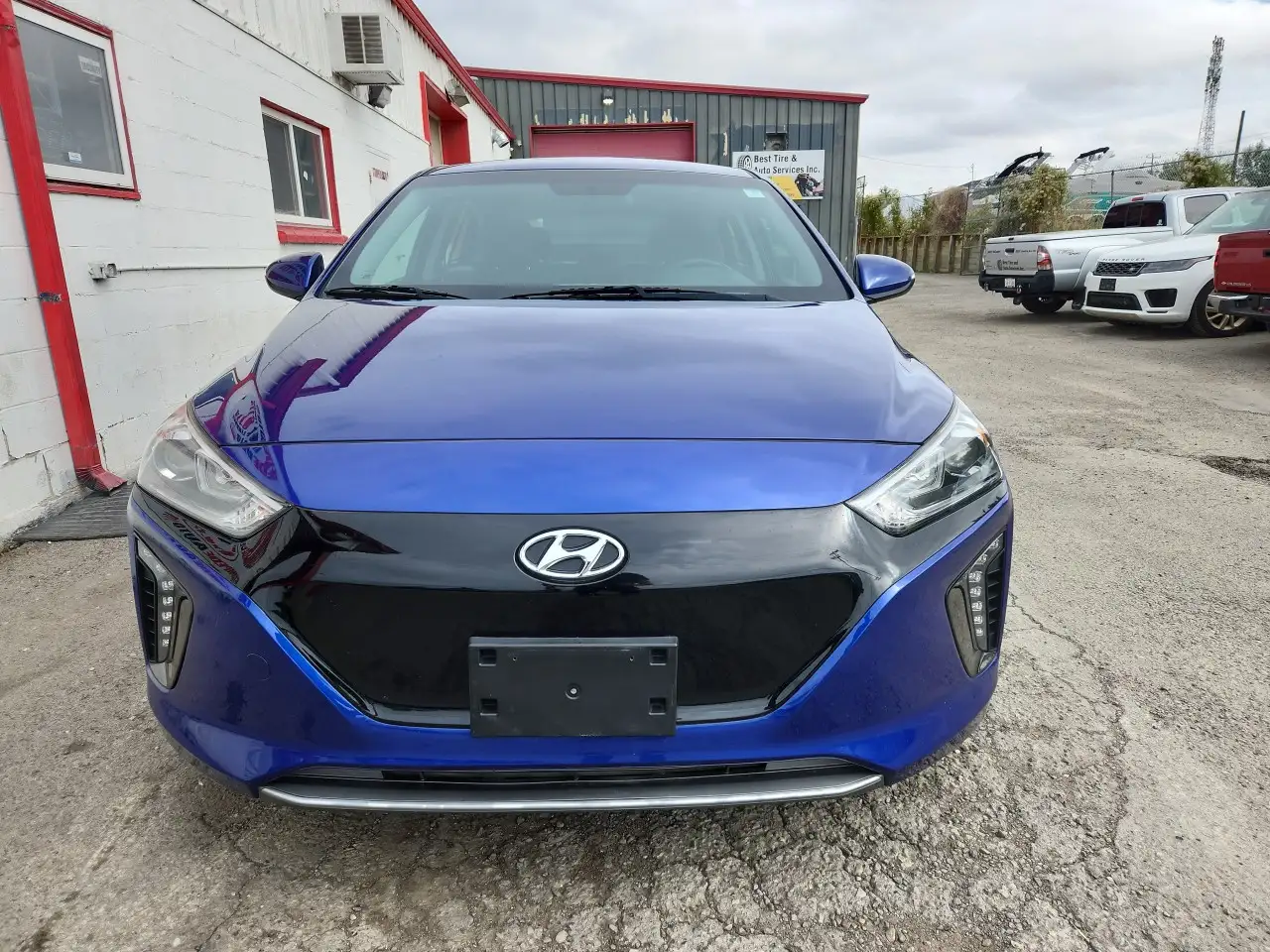 Hyundai IONIQ снимка Hyundai IONIQ