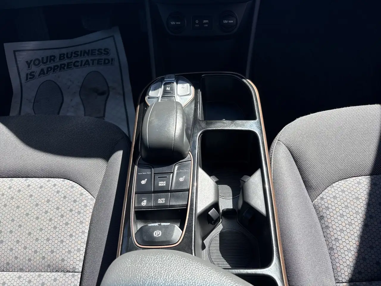 Hyundai IONIQ снимка Hyundai IONIQ